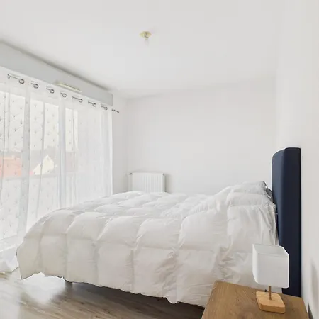 Pour 4 Personnes Au Coeur De Apartament